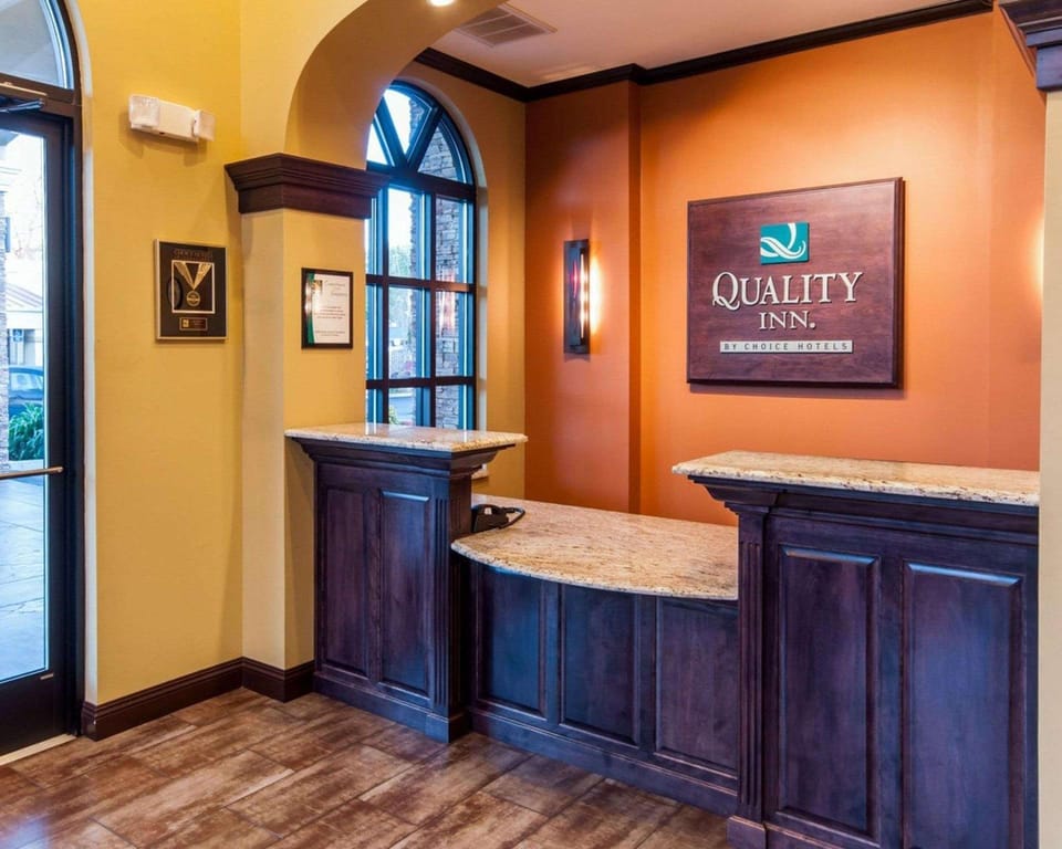 Quality Inn Near Chico State Hotel in Chico