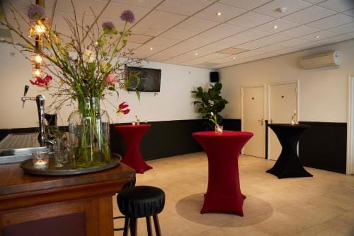 Hotel Brasserie de Kaai Hotel in North Brabant (province)