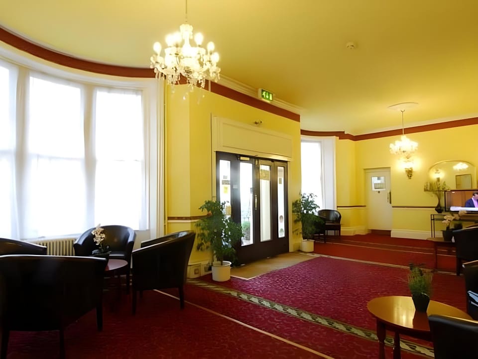 Beach Hotel Hotel in Hove