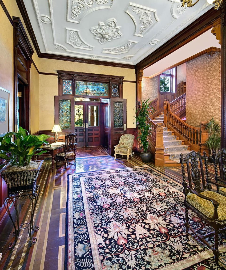 Wentworth Mansion Hotel in Charleston