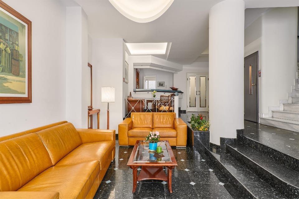 Athos Hotel Hotel in Athens