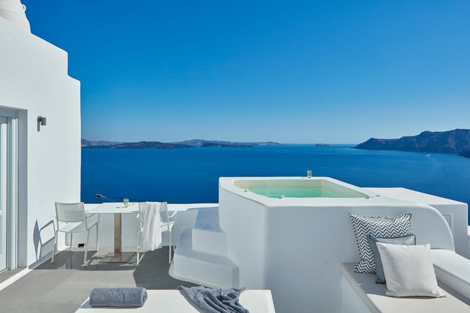 Katikies Santorini - The Leading Hotels Of The World Hotel in Oia