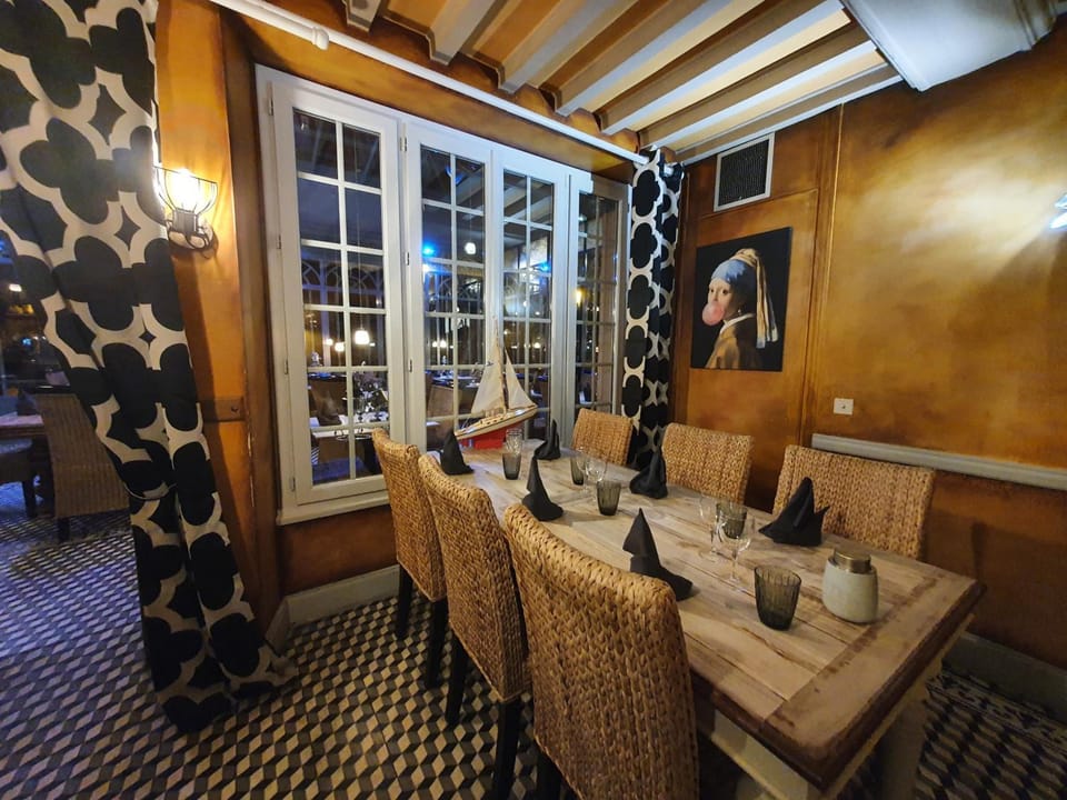 Hotel restaurant La Pecherie - Le manoir d'a cote - Les 5 ruches -Logis hotels Hotel in Courseulles-sur-Mer