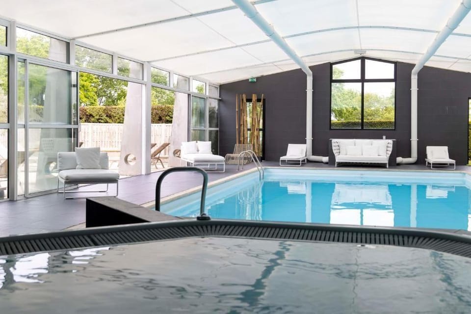 Hotel Lancelot & Spa - Domaine du Roi Arthur Apartment hotel in Ploërmel