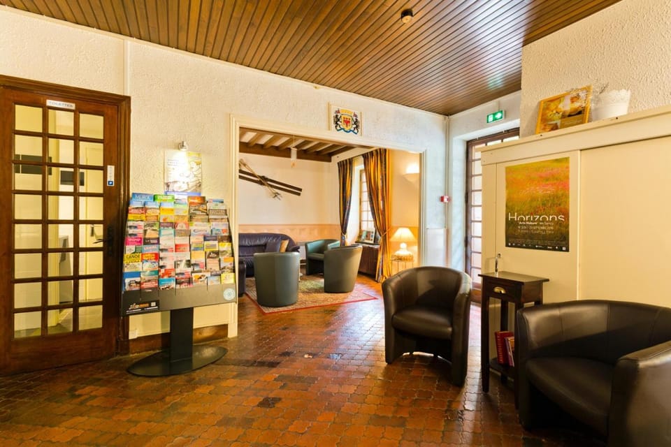Logis Hotel de la Paix Hotel in Auvergne-Rhône-Alpes