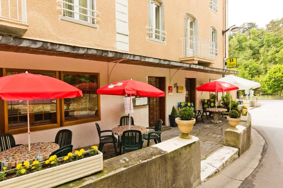 Logis Hotel de la Paix Hotel in Auvergne-Rhône-Alpes