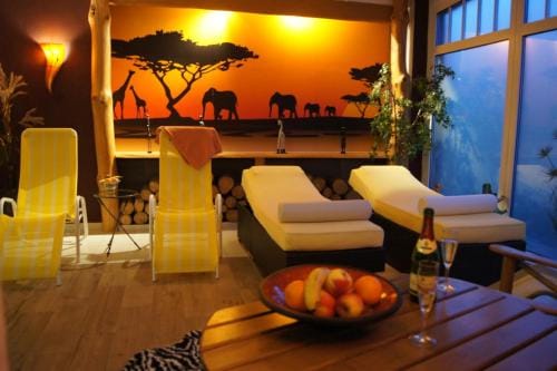 Hotel "Drei Rosen" OHG Regina & Hans - Peter Faßbinder Hotel in Thuringia, Germany