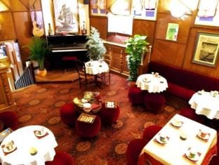 Hotel Les Coutainvillaises Hotel in Normandy