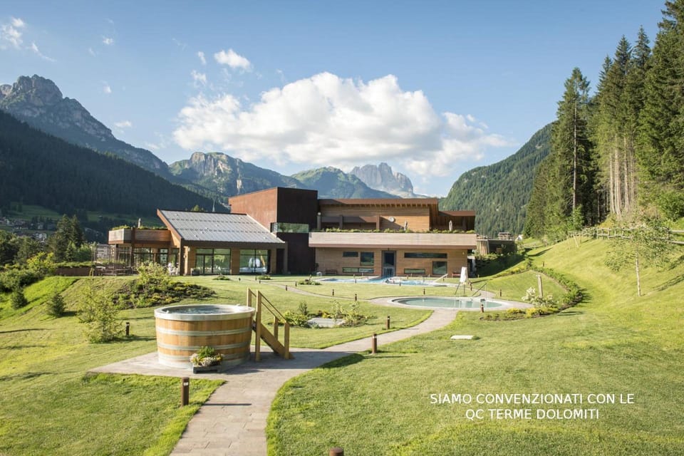 Hotel Nes Crepes Hotel in Pozza di Fassa