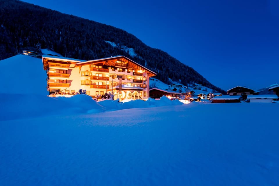Hotel Stubaierhof Hotel in Neustift im Stubaital