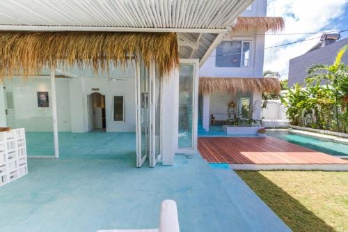 Guru Canggu Boutique Art Hotel Hotel in North Kuta