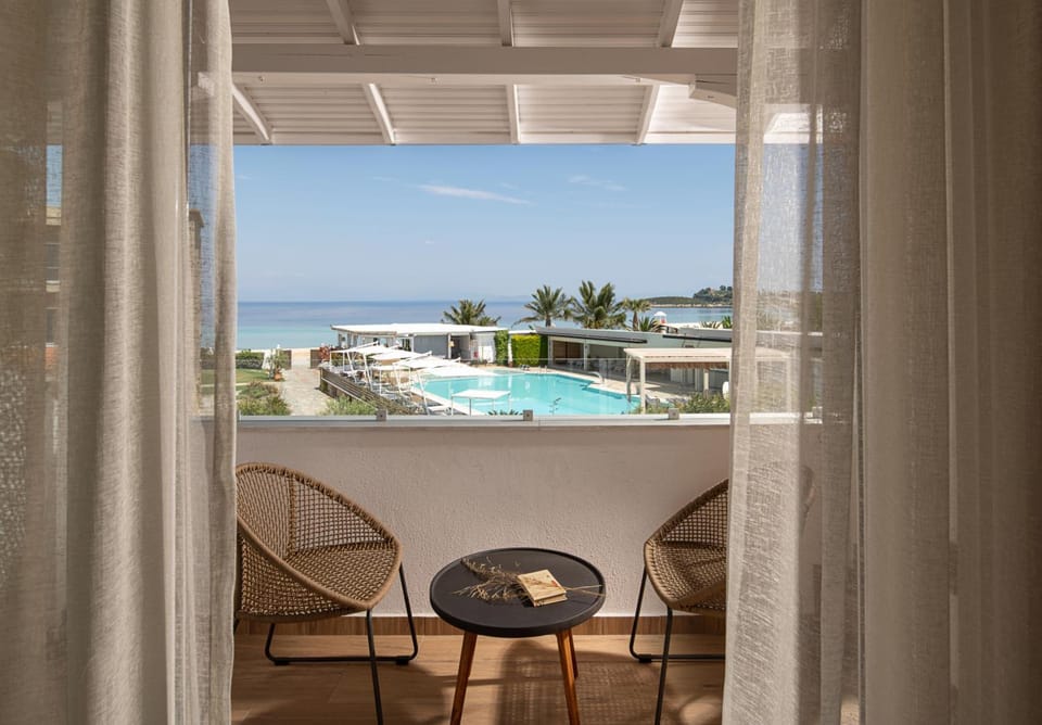 Antigoni Seaside Resort Hotel in Halkidiki