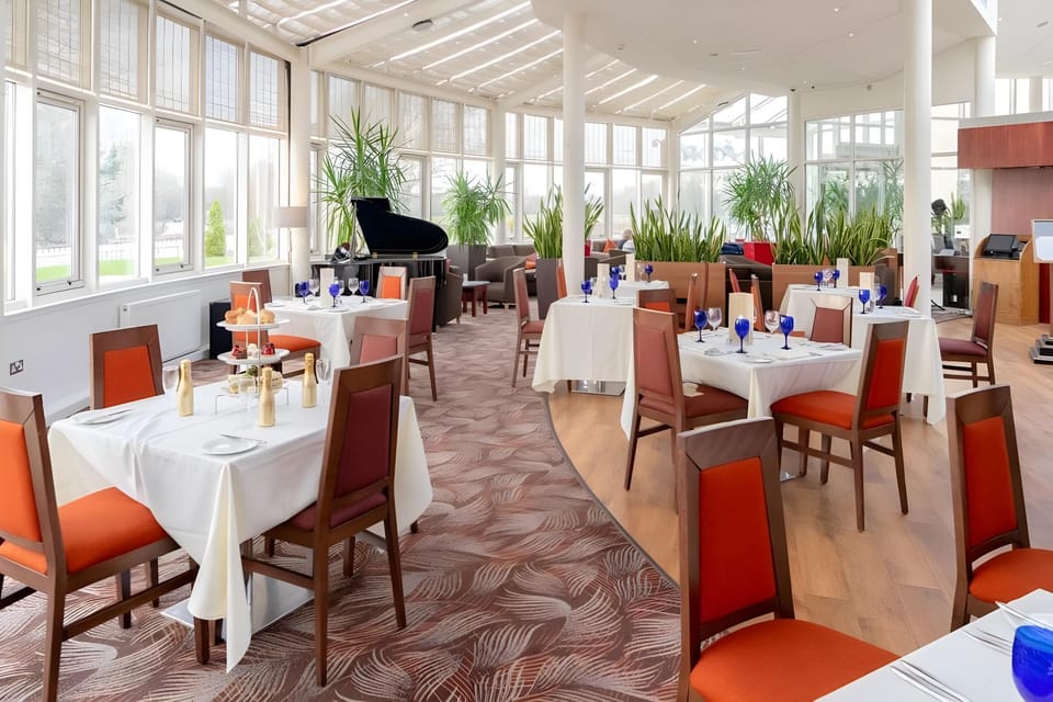 Alona Hotel Hotel in Bellshill