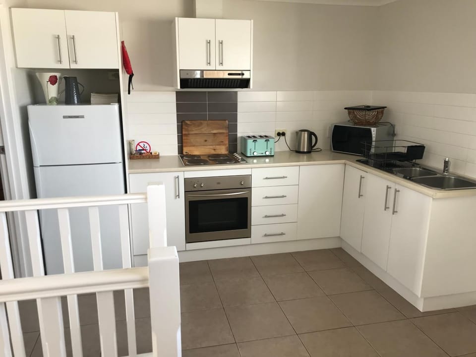 Inverloch Cabins & Apartments Apartment hotel in Inverloch