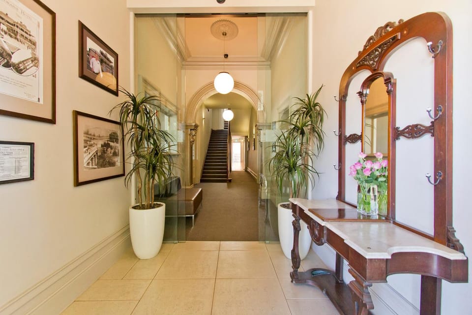 Deloraine Hotel Hotel in Deloraine