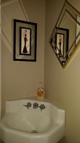 Carraway Guest House Hotel in Ohio