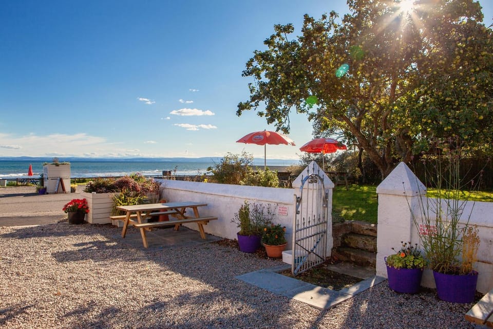 Balintore Inn Hotel in Scotland