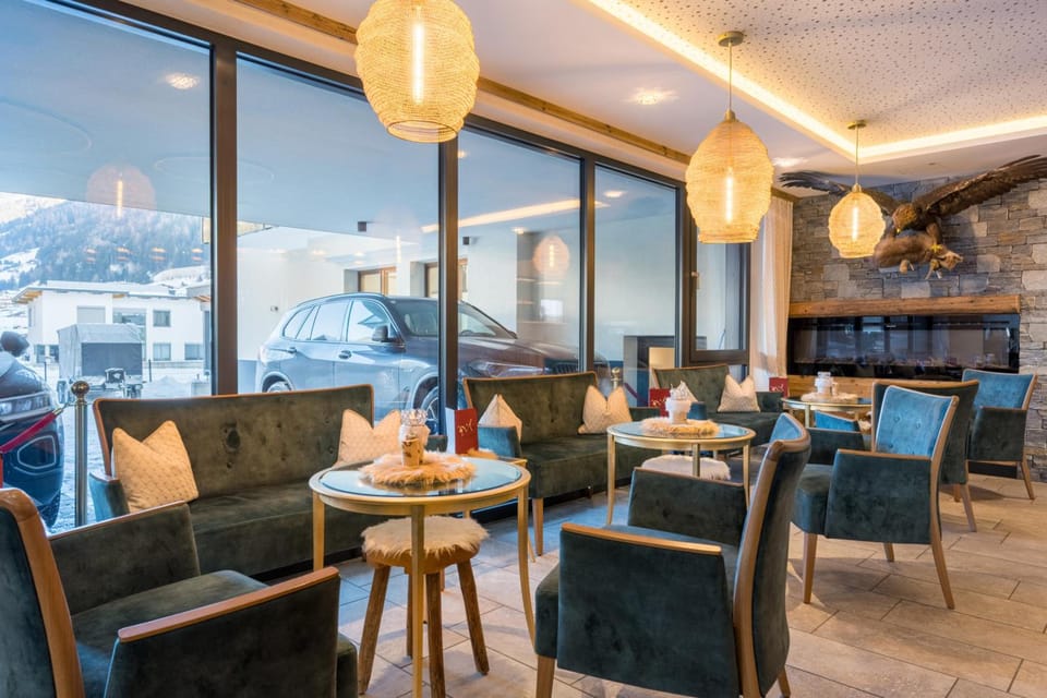 Bar/lounge
