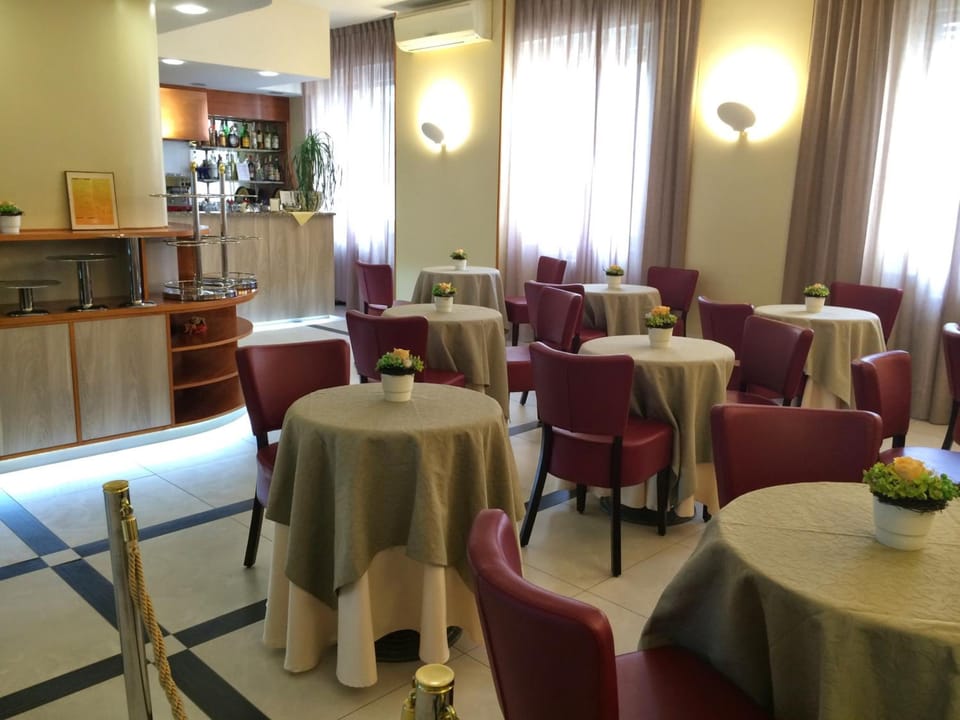 Bar/lounge