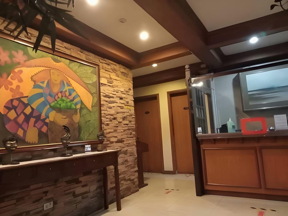 RedDoorz @ Casa Marabella Villamonte Bacolod City Hotel in Bacolod