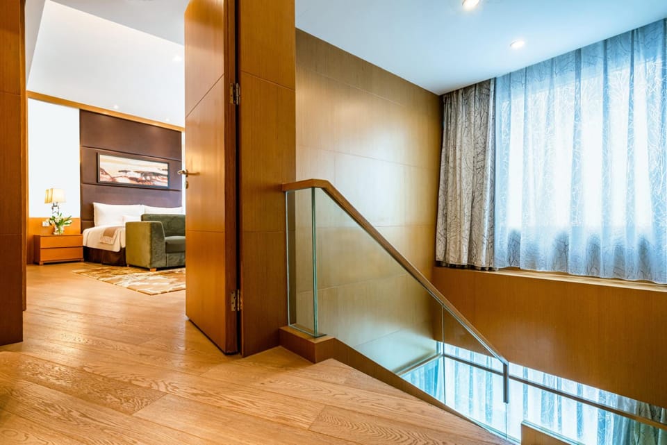 Somerset Riverview Chengdu Hotel in Chengdu