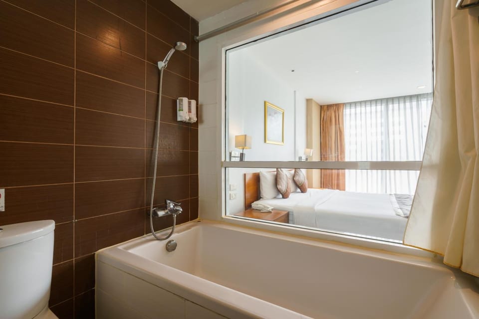 Lantana Resort Hotel Bangkok Hotel in Bangkok