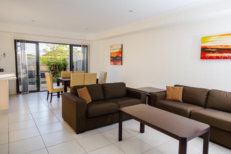 Gladstone Heights Executive Apartments Apartment hotel in Gladstone