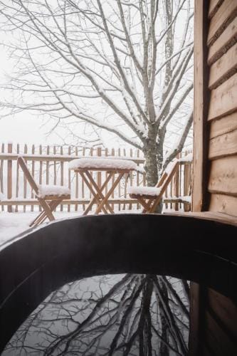La Cabane Ofuro Lodge in Dinant