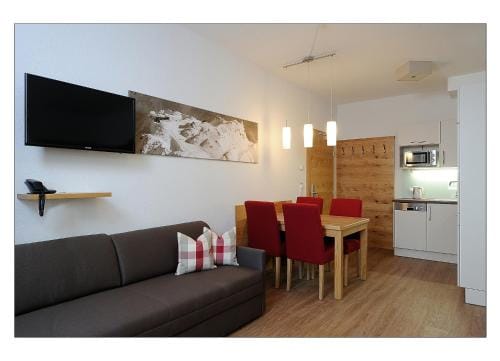 Apart Garni Schadhof Hotel in Saint Anton am Arlberg