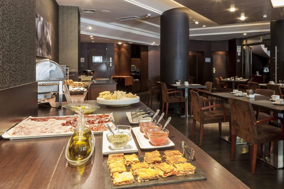 AC Hotel Carlton Madrid Hotel in Centro