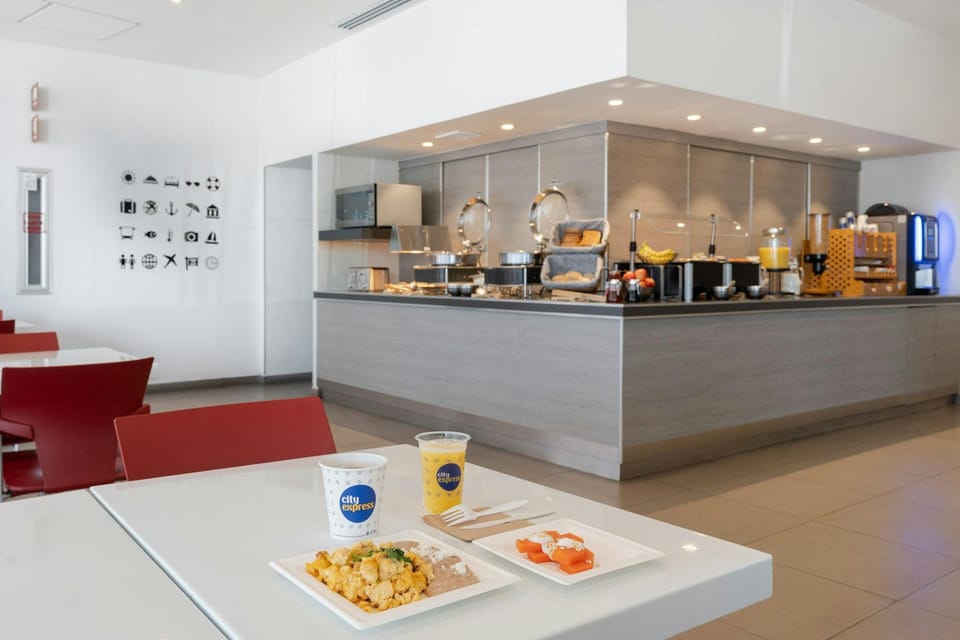 City Express Junior by Marriott Aguascalientes Centro Hotel in Aguascalientes