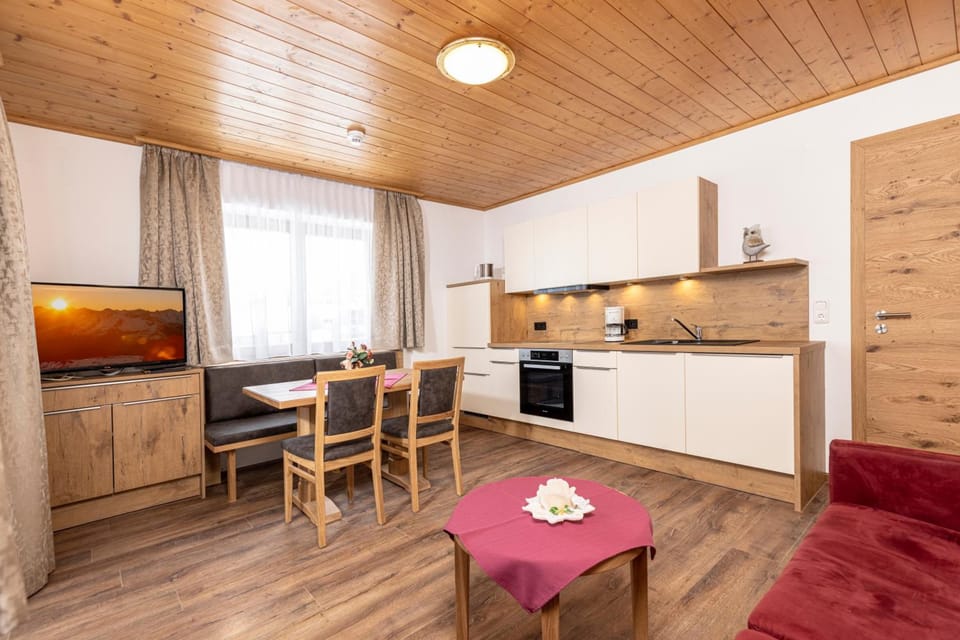 Appartement Pension Auhof Hotel in Ellmau
