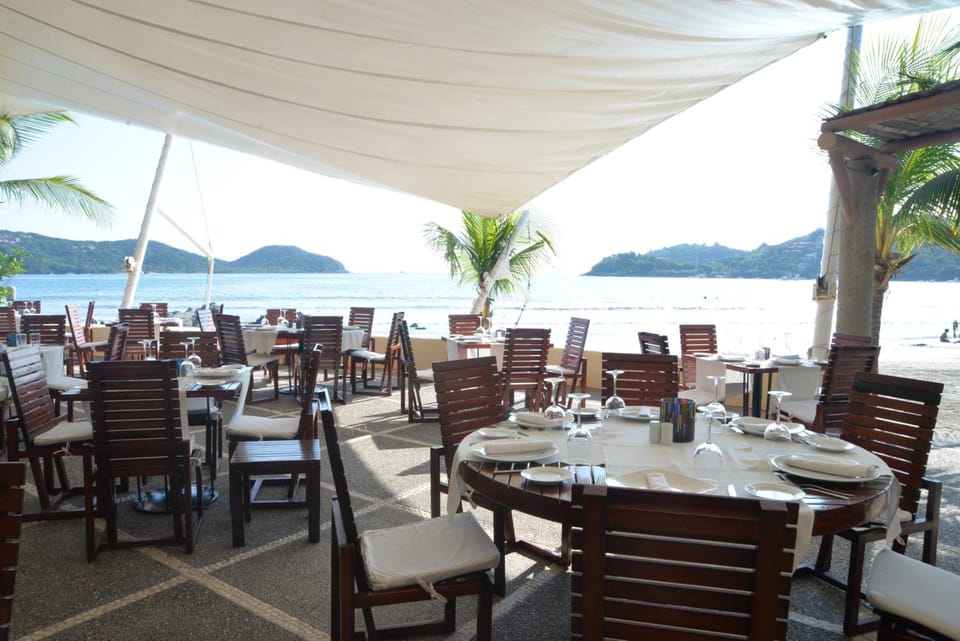 Hotel Aura del Mar Hotel in Zihuatanejo