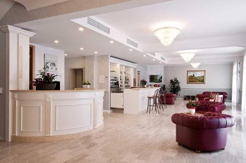 Nouvel Hotel Des Bains Hotel in Pesaro