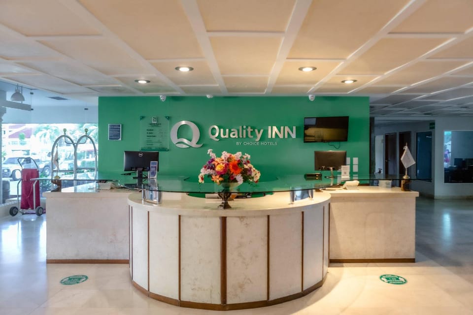Quality Inn Mazatlan Hotel in Mazatlan