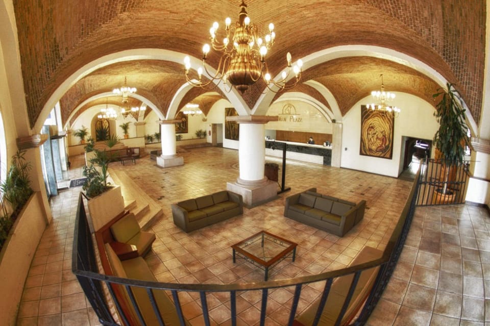Hotel Gran Plaza & Convention Center Hotel in State of Guanajuato