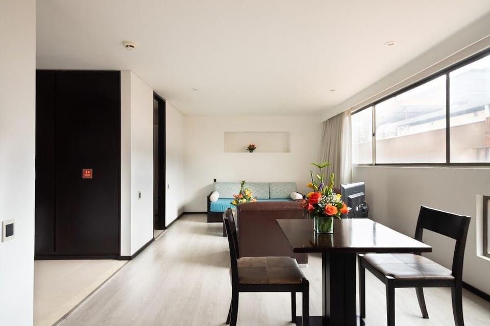 Hotel Madisson Inn Luxury By GEH Suites Hotel in Bogota