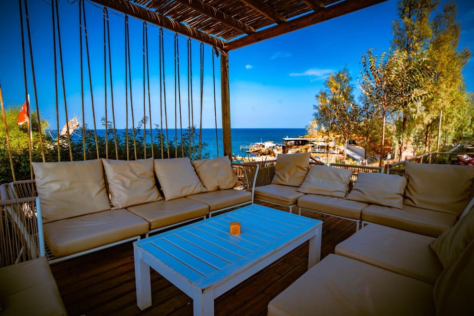 Bar/lounge