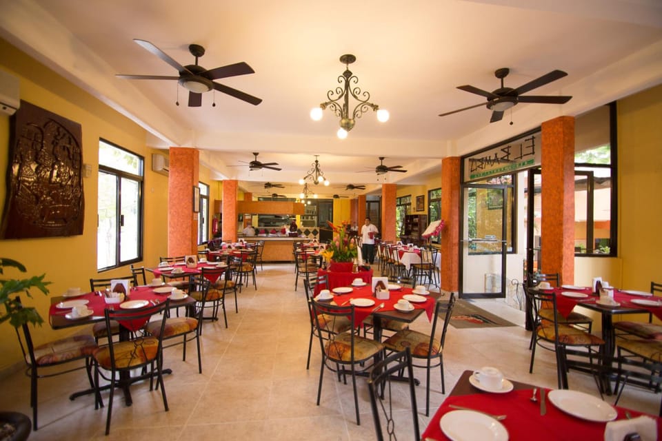 Hotel Maya Tulipanes Palenque Hotel in State of Tabasco