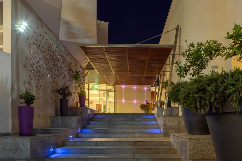 Park Beach Hotel Hotel in Germasogeia