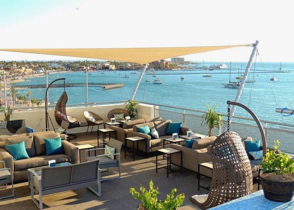 Seven Crown La Paz Malecon Hotel in La Paz