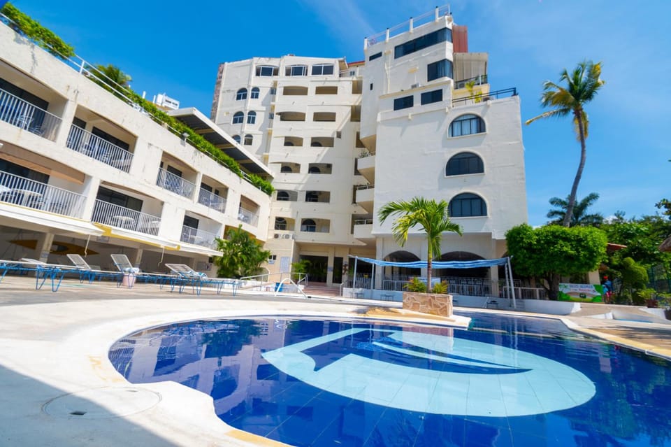 Acamar Beach Resort Hotel in Acapulco