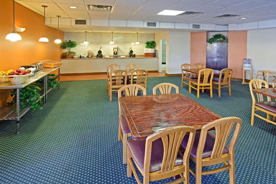 Americas Best Value Inn Laredo Motel in Laredo
