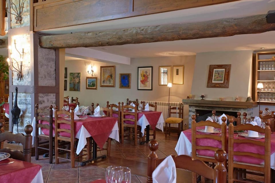 Hotel Charle Hotel in Aragon