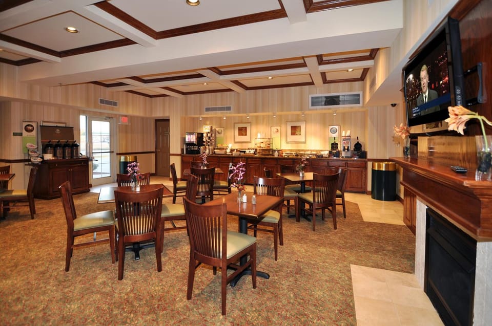 Country Inn & Suites by Radisson, Conway, AR Hotel in Conway
