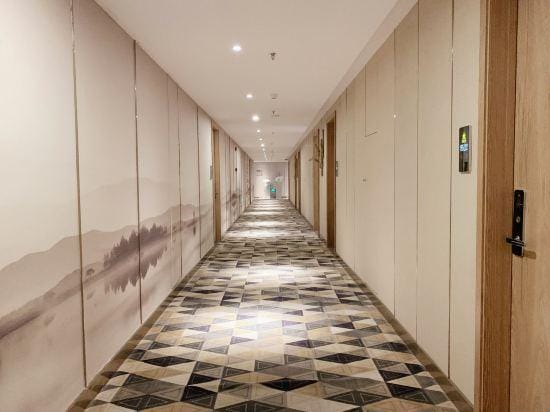 Ripple Cloud Hotel (Cixi Hangzhou Bay Water World) Hotel in Zhejiang
