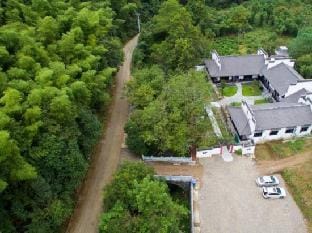 Qianxin Mountain Villa Hotel in Hangzhou