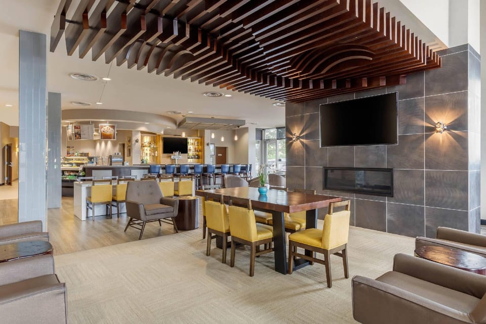 Cambria Hotel Denver International Airport Hotel in Aurora