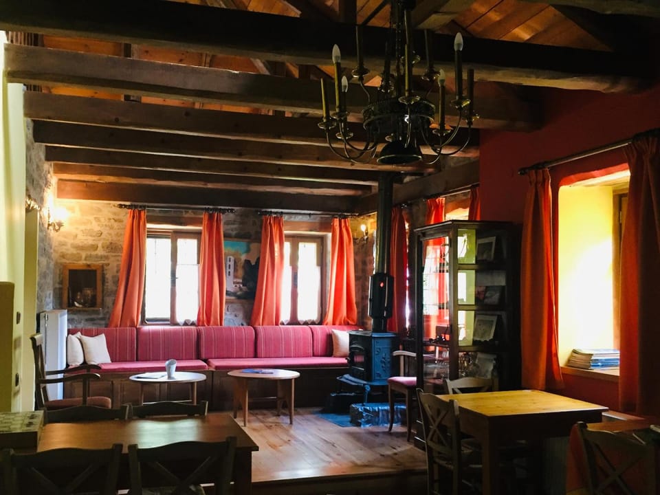 Saxonis Houses & Saxonis Villa Hotel in North Macedonia
