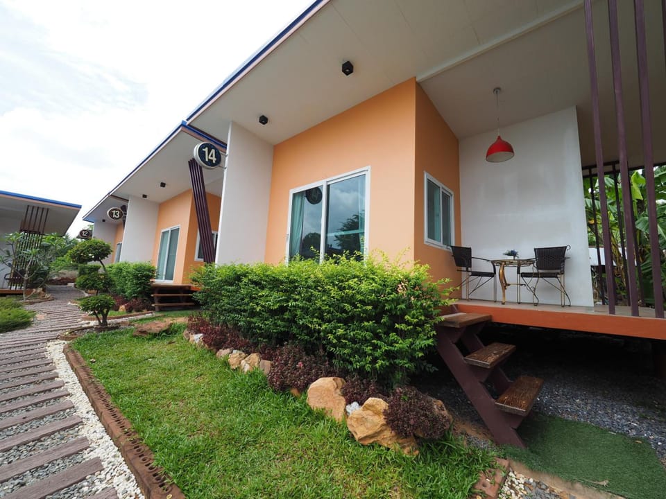 Nai C Resort. Resort in Surat Thani Changwat
